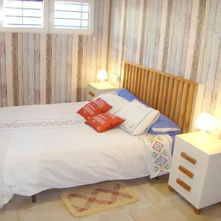 Apartment Studio Calle Via De Ronda