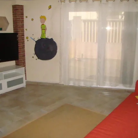 Apartment Studio Calle Via De Ronda *